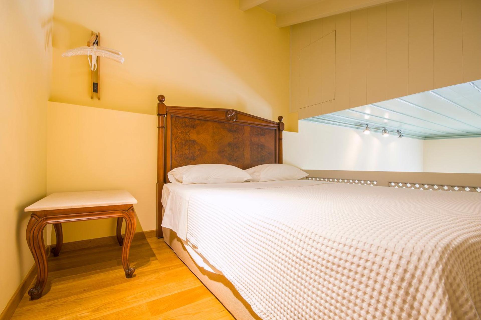 Thea Aparthotel Sými Rom bilde